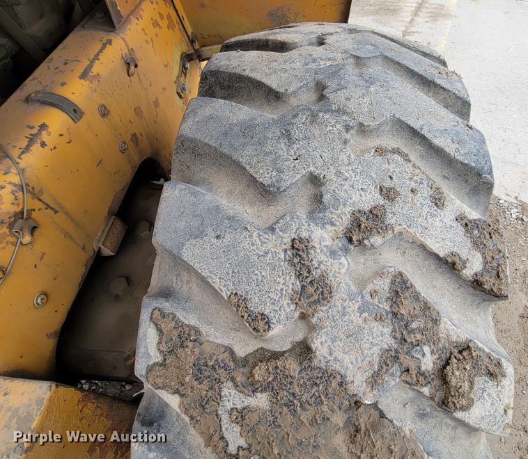 image for item DN7335 1973 Case W20  wheel loader