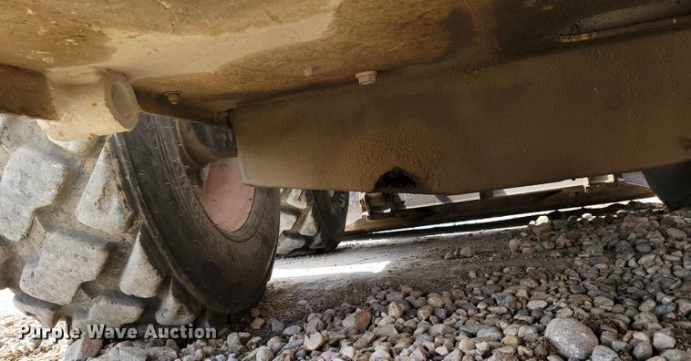 image for item DN7337 1995 Bobcat 953  skid steer loader