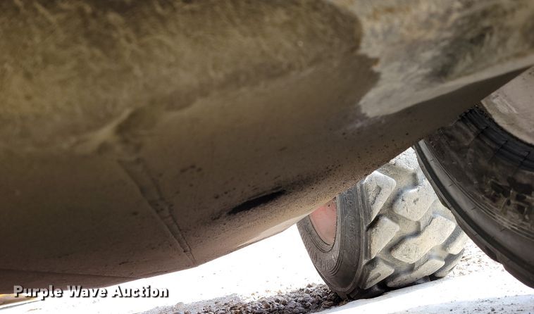 image for item DN7337 1995 Bobcat 953  skid steer loader