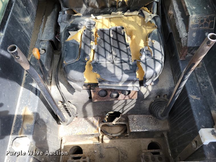 image for item DN7337 1995 Bobcat 953  skid steer loader