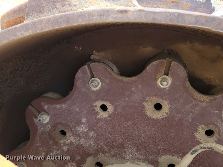 image for item DN7338 1989 Case W1402 PD  single drum roller