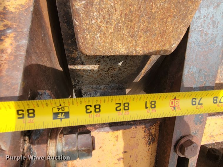 image for item DN7338 1989 Case W1402 PD  single drum roller