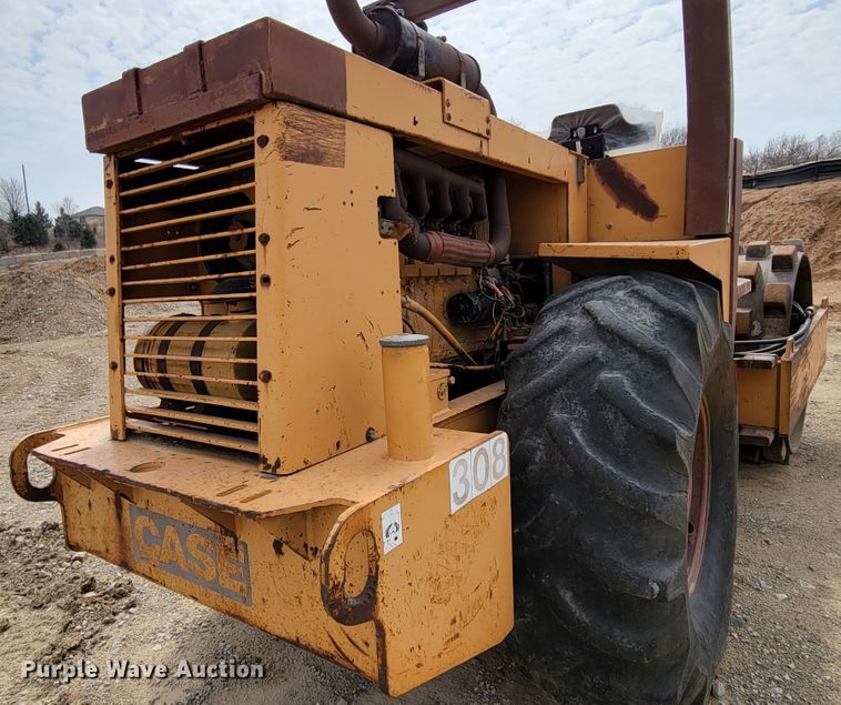 image for item DN7338 1989 Case W1402 PD  single drum roller