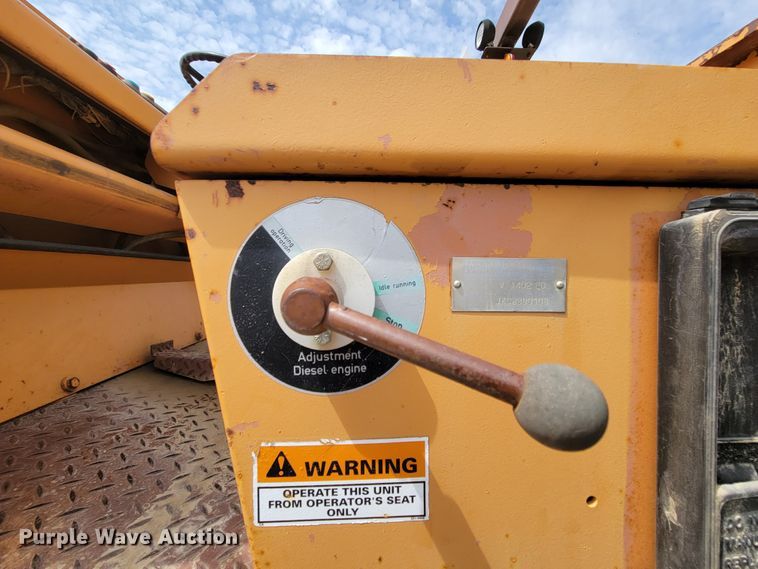 image for item DN7338 1989 Case W1402 PD  single drum roller