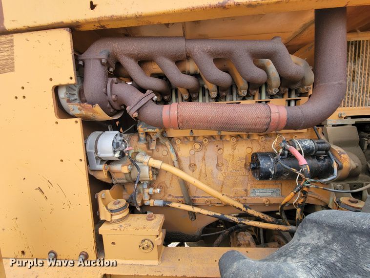 image for item DN7338 1989 Case W1402 PD  single drum roller