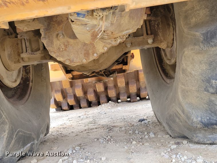 image for item DN7338 1989 Case W1402 PD  single drum roller