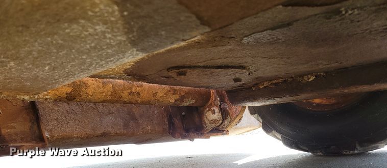 image for item DN7340 Case 450  skid steer loader