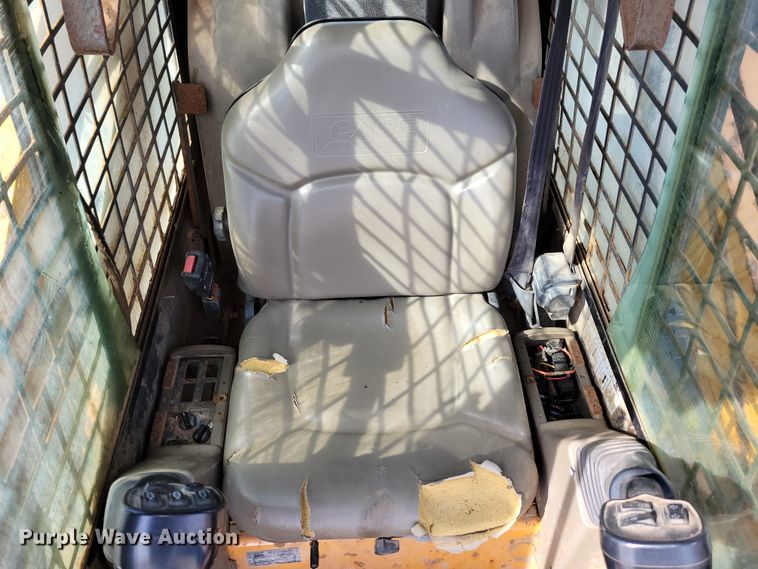 image for item DN7340 Case 450  skid steer loader