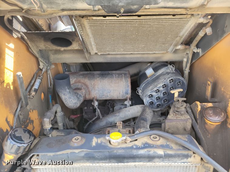 image for item DN7340 Case 450  skid steer loader