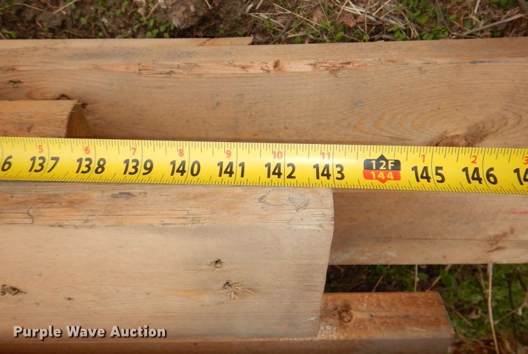 image for item DN7344 Approximately 20' x 26' wood frame building