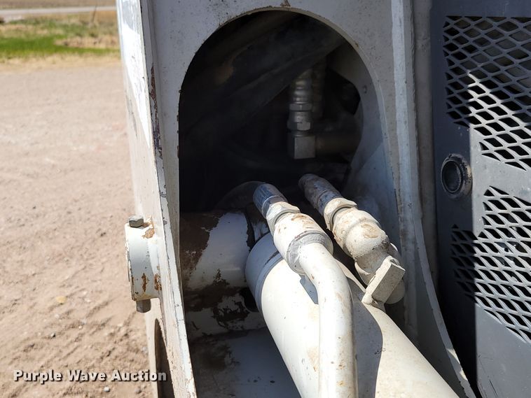 image for item DN7354 2016 Takeuchi TL10  tracked skid steer loader