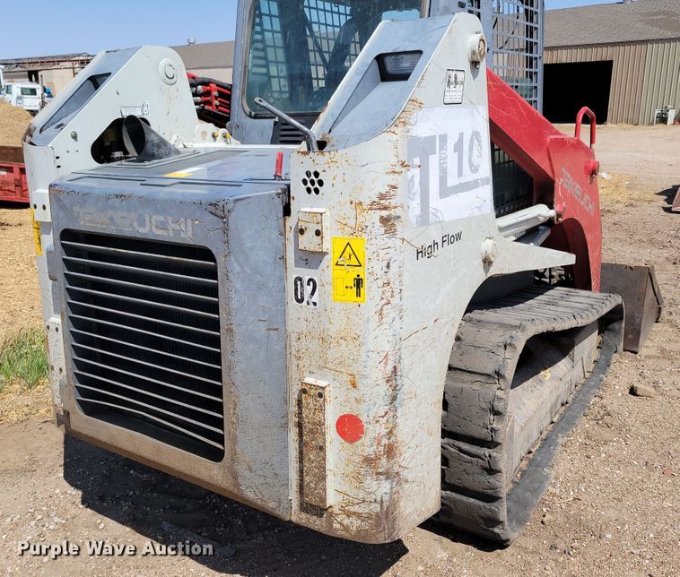 image for item DN7354 2016 Takeuchi TL10  tracked skid steer loader