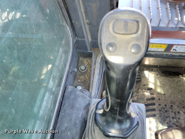 image for item DN7354 2016 Takeuchi TL10  tracked skid steer loader