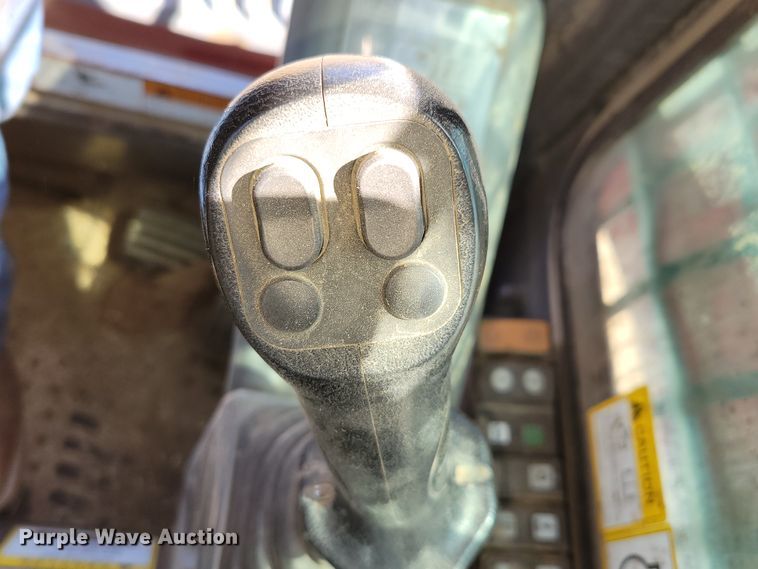 image for item DN7354 2016 Takeuchi TL10  tracked skid steer loader