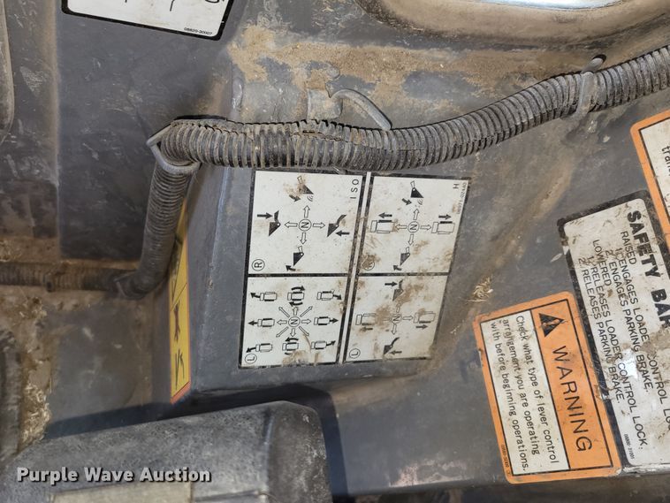 image for item DN7354 2016 Takeuchi TL10  tracked skid steer loader