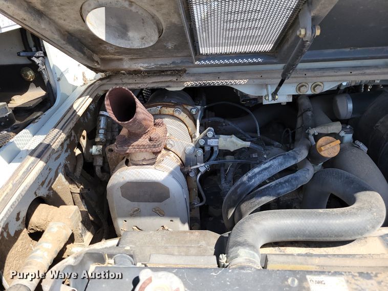 image for item DN7354 2016 Takeuchi TL10  tracked skid steer loader