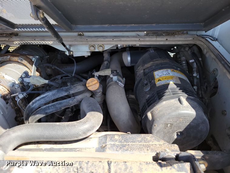 image for item DN7354 2016 Takeuchi TL10  tracked skid steer loader