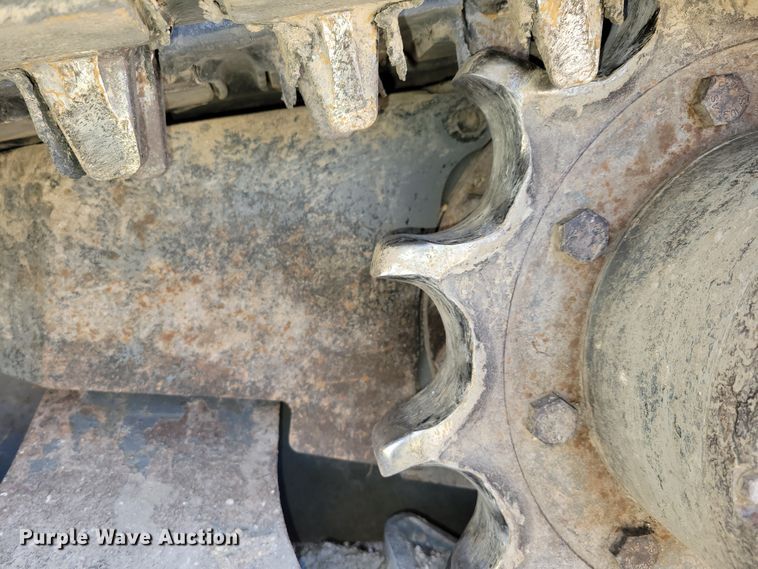 image for item DN7354 2016 Takeuchi TL10  tracked skid steer loader