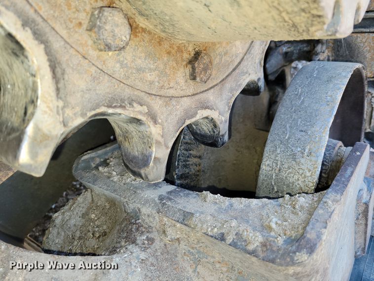 image for item DN7354 2016 Takeuchi TL10  tracked skid steer loader