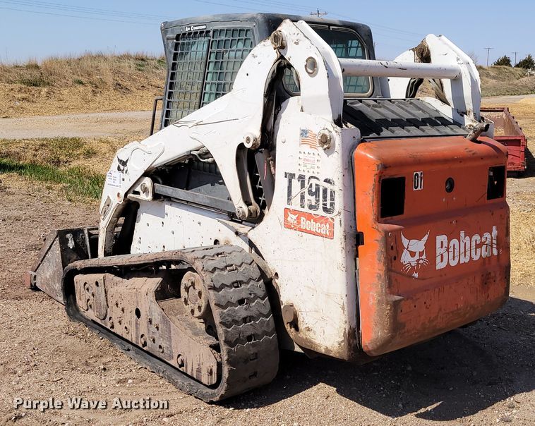 image for item DN7355 2009 Bobcat T190  tracked skid steer loader