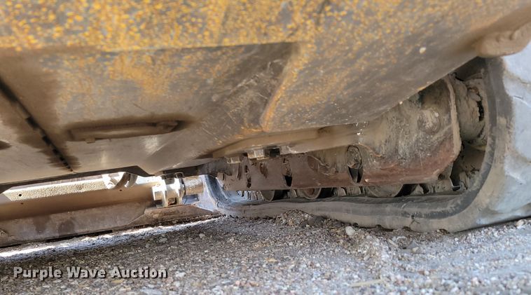 image for item DN7355 2009 Bobcat T190  tracked skid steer loader