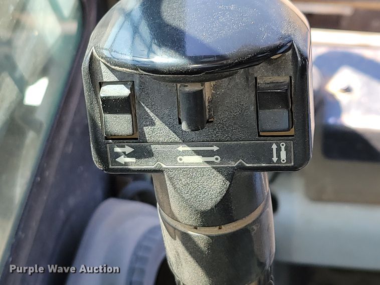 image for item DN7355 2009 Bobcat T190  tracked skid steer loader