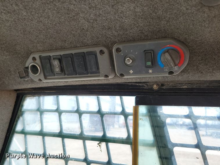 image for item DN7355 2009 Bobcat T190  tracked skid steer loader