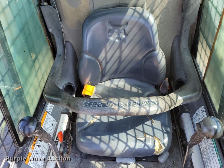 image for item DN7355 2009 Bobcat T190  tracked skid steer loader