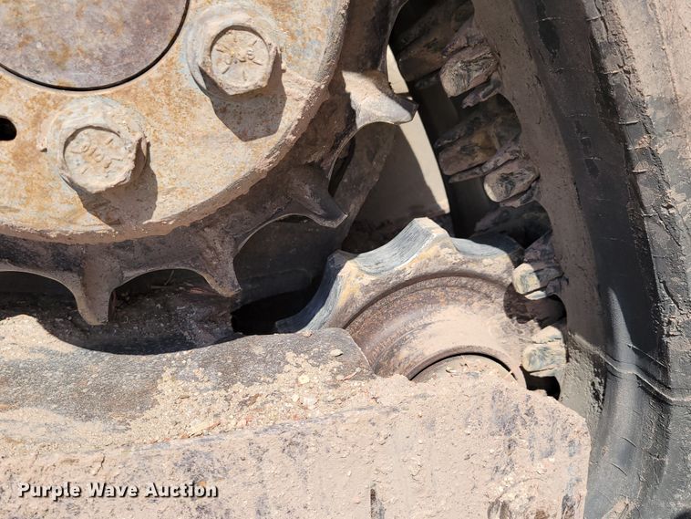 image for item DN7355 2009 Bobcat T190  tracked skid steer loader