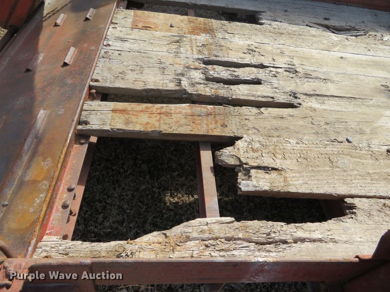 image for item DN7925 2003 Belshe T-16  equipment trailer