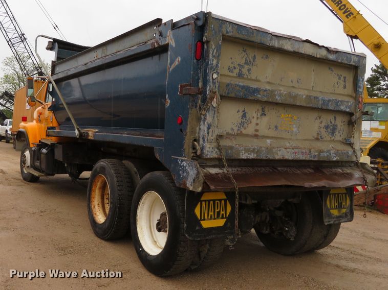 image for item DN7959 1998 International 2554  dump truck