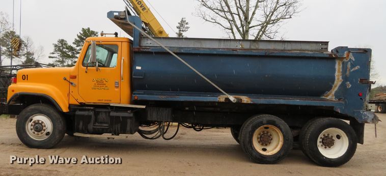 image for item DN7959 1998 International 2554  dump truck