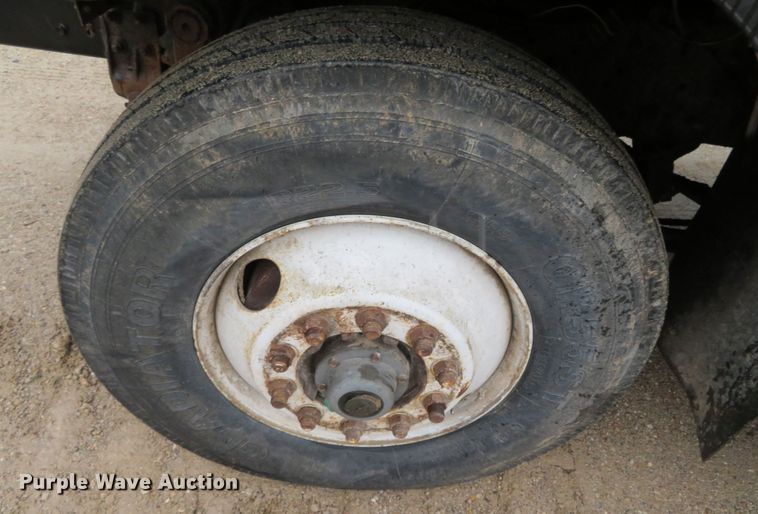 image for item DN7959 1998 International 2554  dump truck