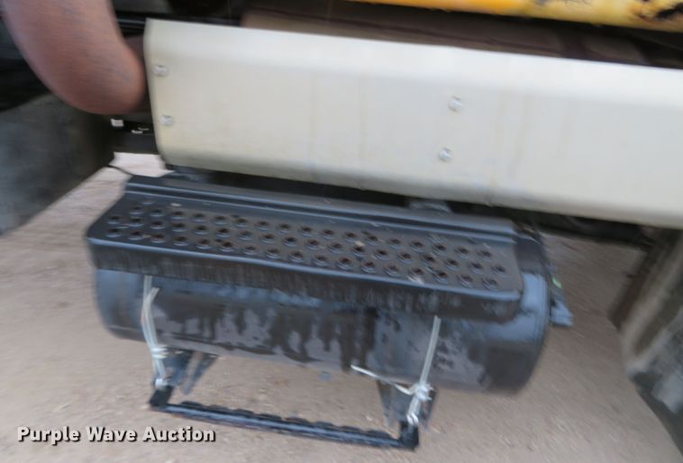 image for item DN7959 1998 International 2554  dump truck