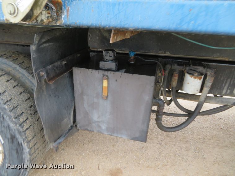 image for item DN7959 1998 International 2554  dump truck