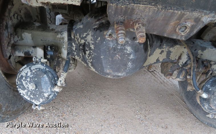 image for item DN7959 1998 International 2554  dump truck