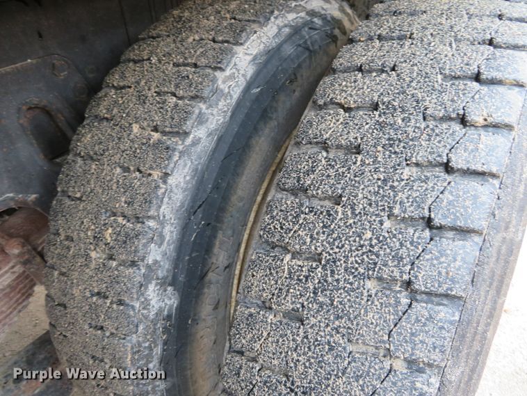 image for item DN7959 1998 International 2554  dump truck