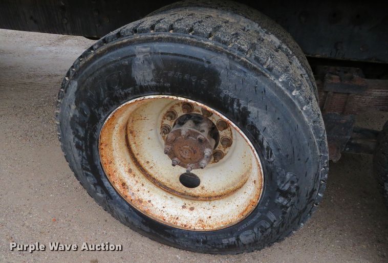 image for item DN7959 1998 International 2554  dump truck