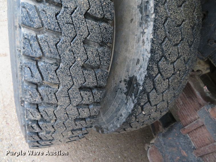 image for item DN7959 1998 International 2554  dump truck