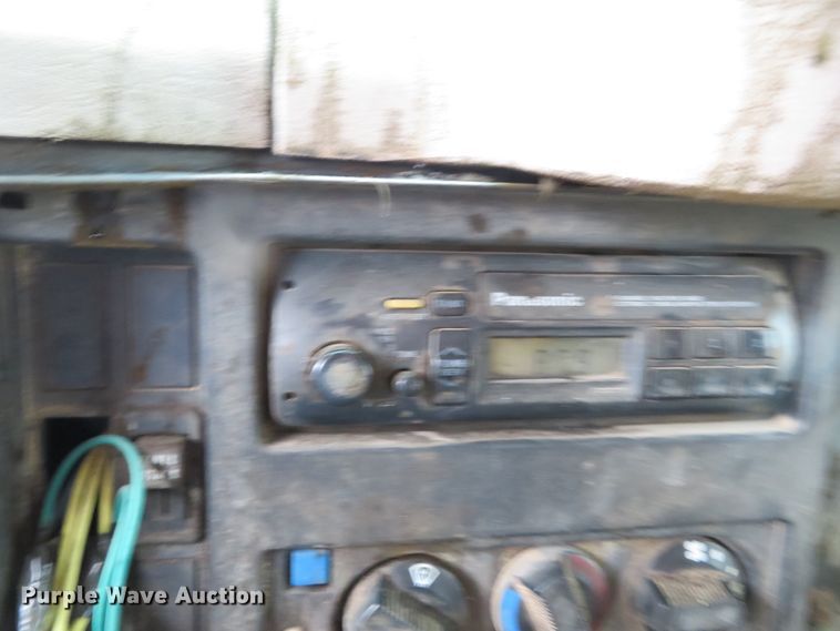 image for item DN7959 1998 International 2554  dump truck