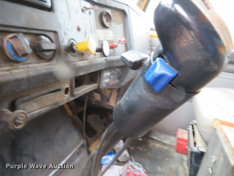 image for item DN7959 1998 International 2554  dump truck