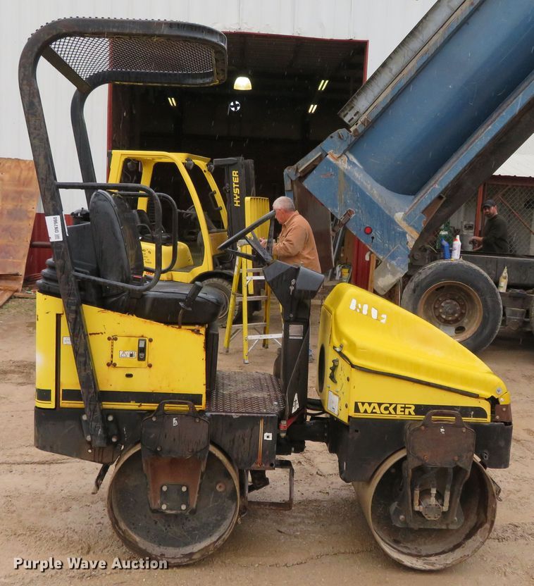 image for item DN7960 2000 Wacker RD11A  double drum vibratory roller