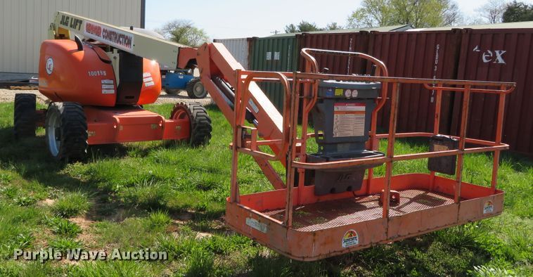 image for item DN7962 2011 JLG 600AJ  boom lift