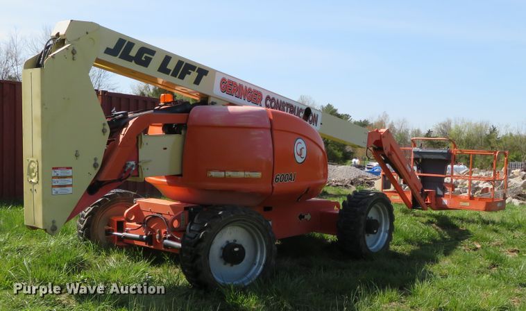 image for item DN7962 2011 JLG 600AJ  boom lift