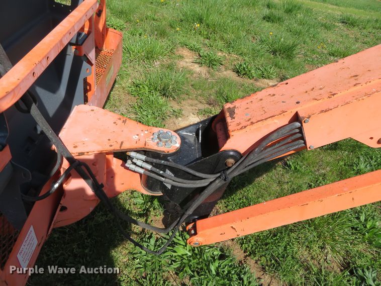 image for item DN7962 2011 JLG 600AJ  boom lift