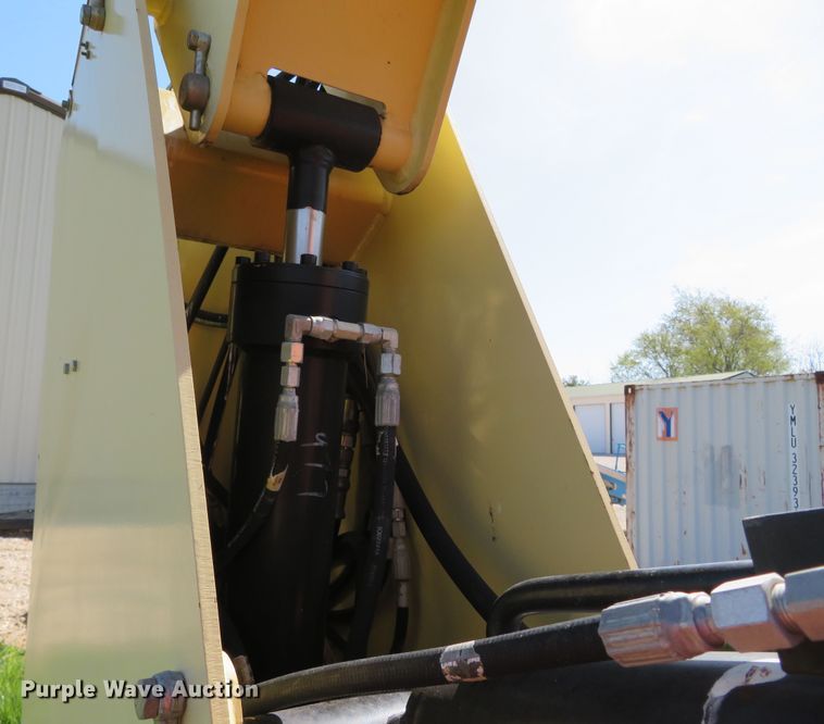 image for item DN7962 2011 JLG 600AJ  boom lift