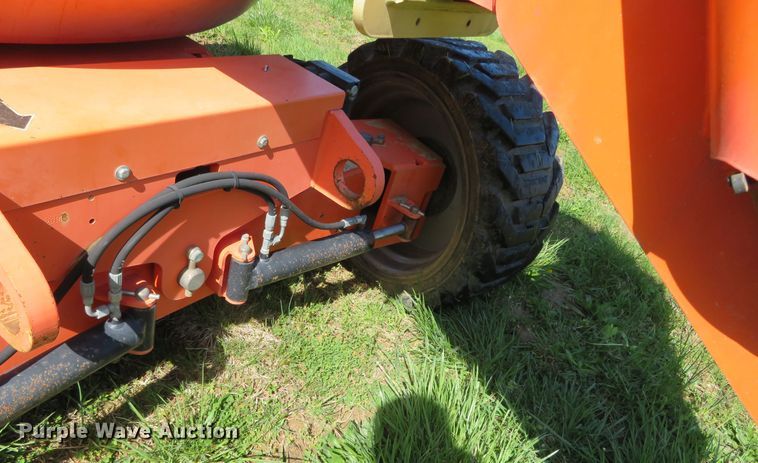 image for item DN7962 2011 JLG 600AJ  boom lift