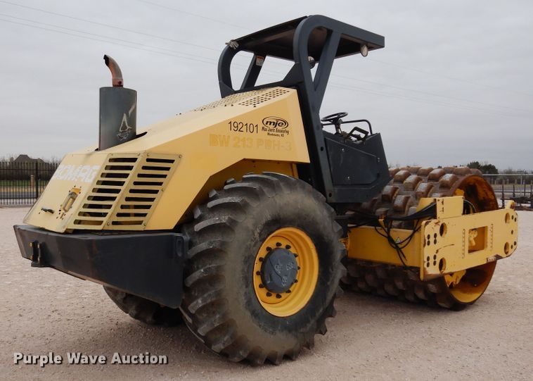 image for item DP3949 2001 Bomag BW213PDH-3  single drum roller