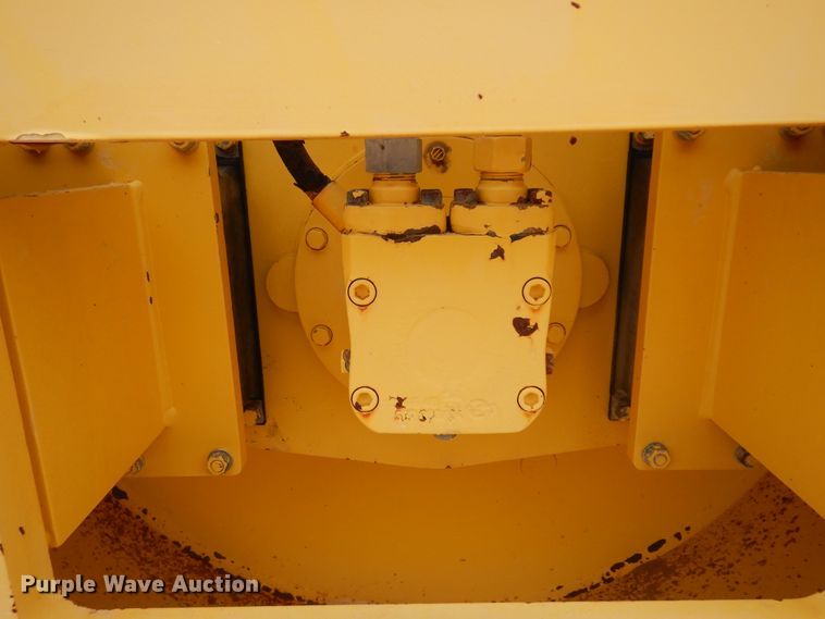 image for item DP3949 2001 Bomag BW213PDH-3  single drum roller