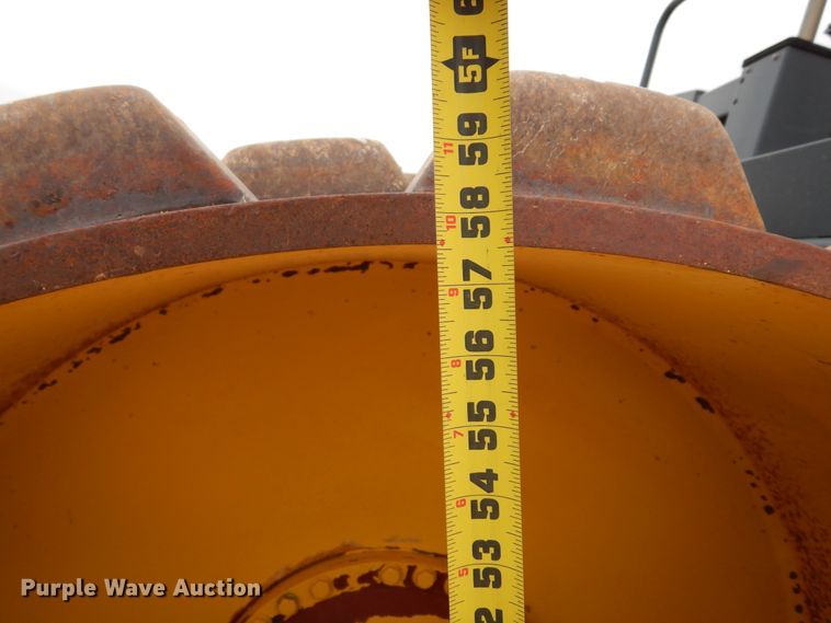 image for item DP3949 2001 Bomag BW213PDH-3  single drum roller